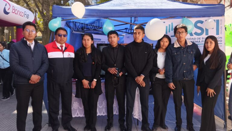 La FCEFA promueve la cultura del ahorro con la exitosa Feria del Crédito y Educación Financiera en Oruro