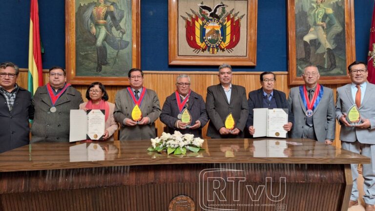 Ingeniería Agronómica y Medicina de la UTO reciben certificados de homologación internacional ARCU-SUR