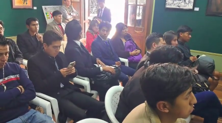 El Coro Polifónico de la UTO y la Filarmónica de Oruro coronan la clausura del Solsticio de Invierno 2026
