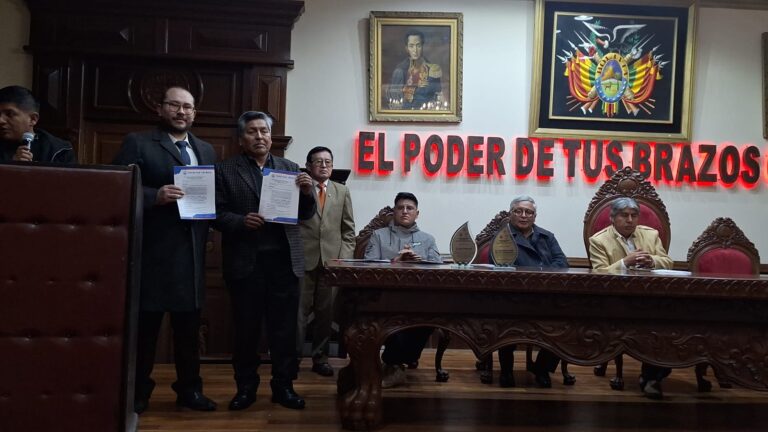 FIRMA DE CONVENIO INTERINSTITUCIONAL FACTEC-GADOR-LATINA EDITORES