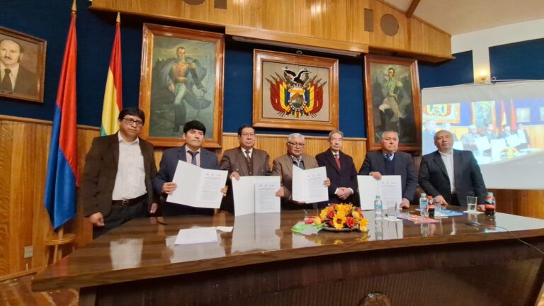 FIRMA DE CONVENIO CUD-UTO PROGRAMAS POSGRADUALES