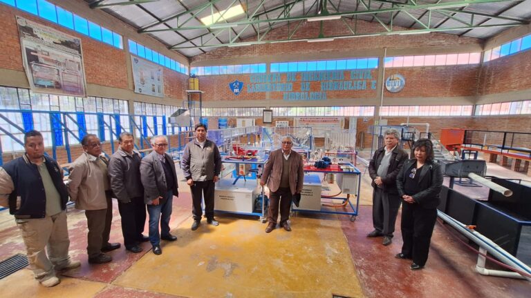 Entrega de Equipamiento «Laboratorio de Hidráulica» FNI-UTO